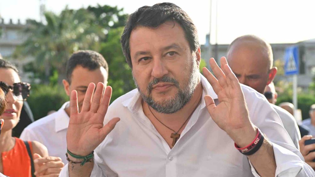 il difforme matteo salvini