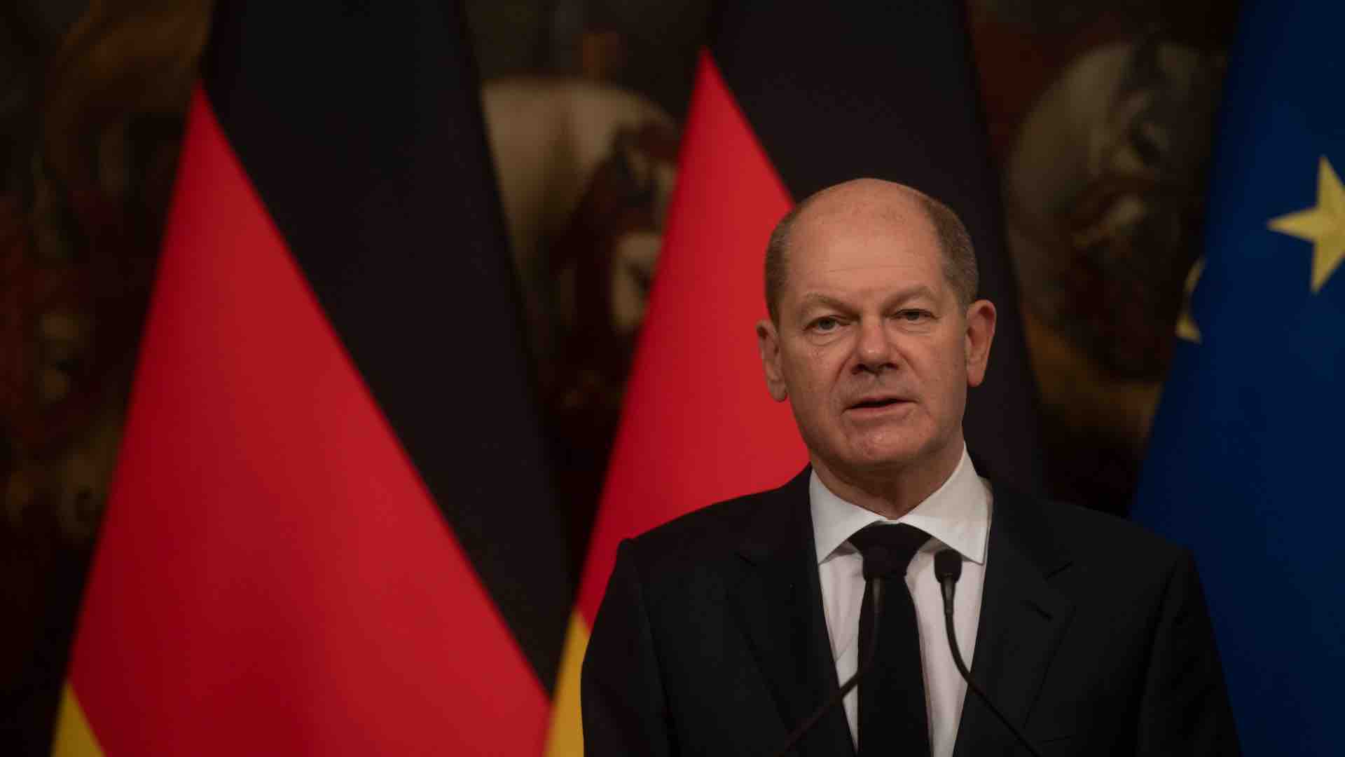 il difforme olaf scholz