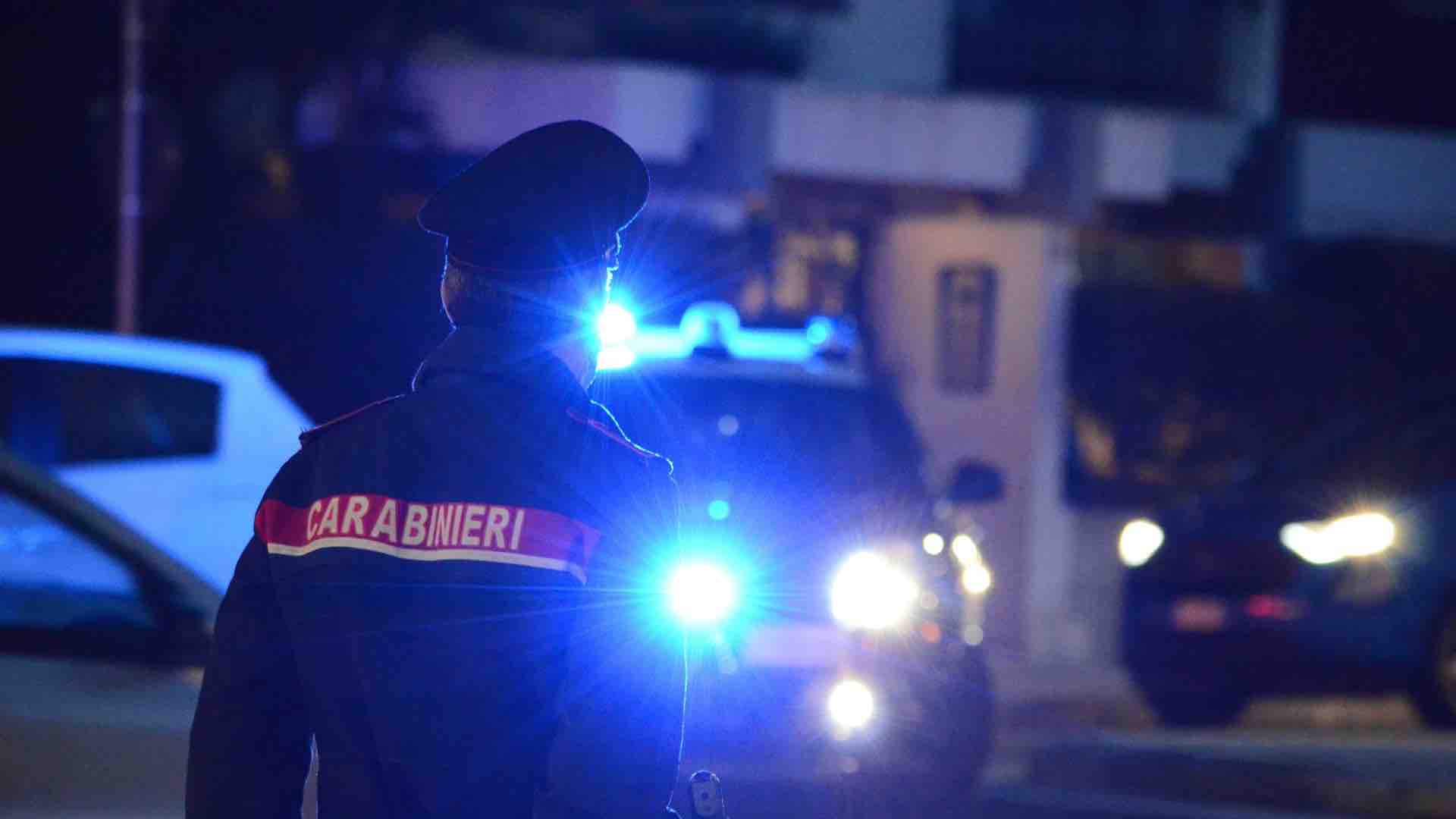 Perugia, ladro rimane incastrato in una finestra e muore asfissiato