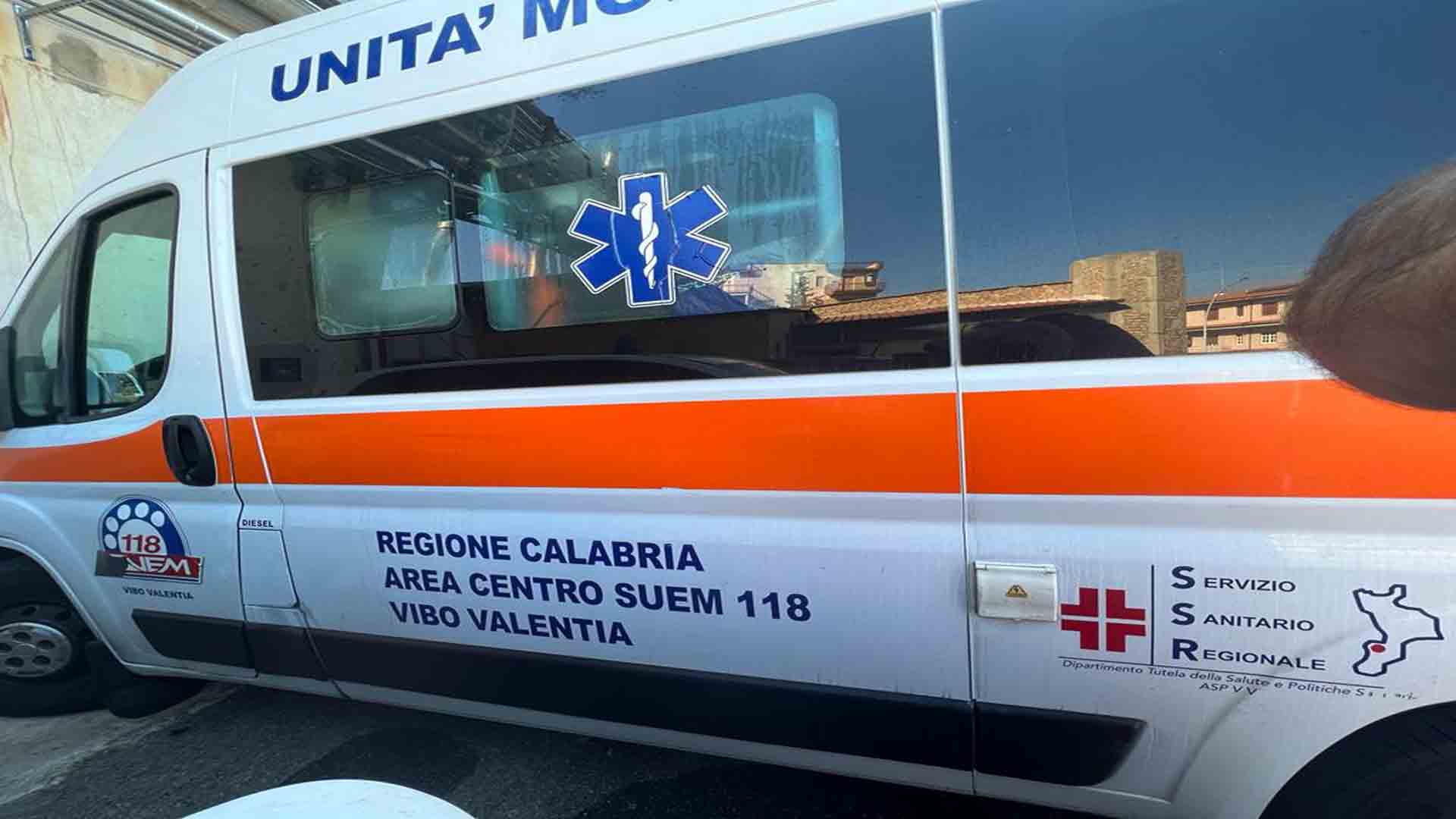 Salerno, ambulanza