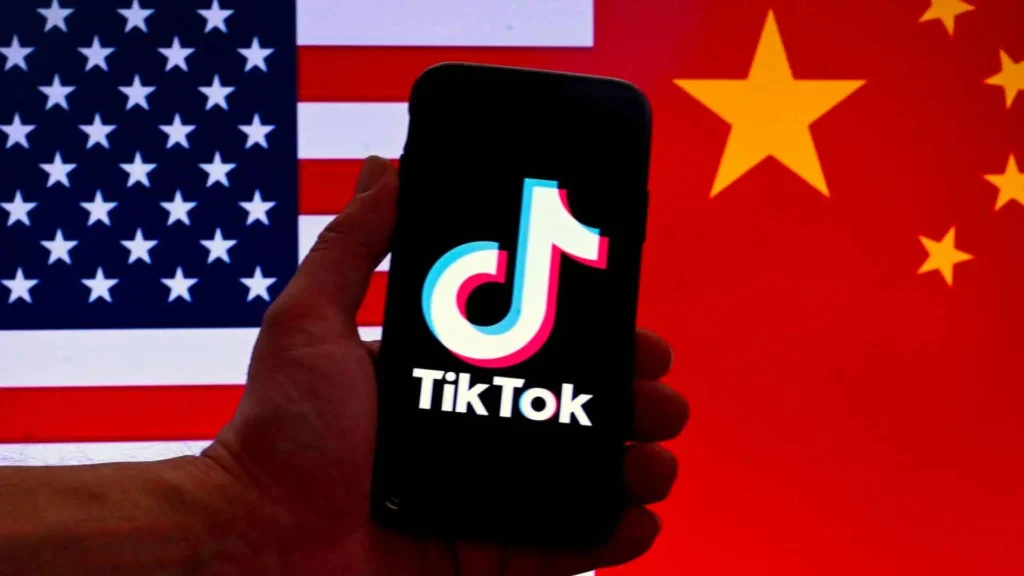 Il Difforme TikTok spia gli USA