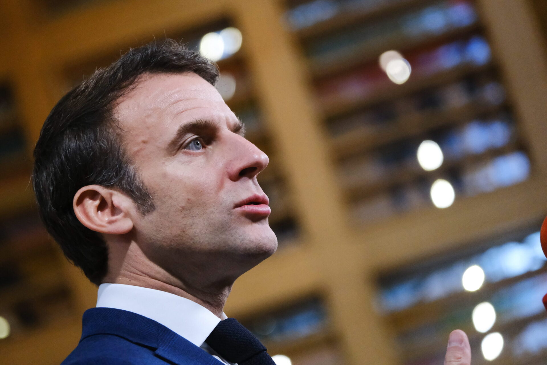 Macron infiamma la Sorbona: “L’Europa sta morendo, vi dico come salvarla”