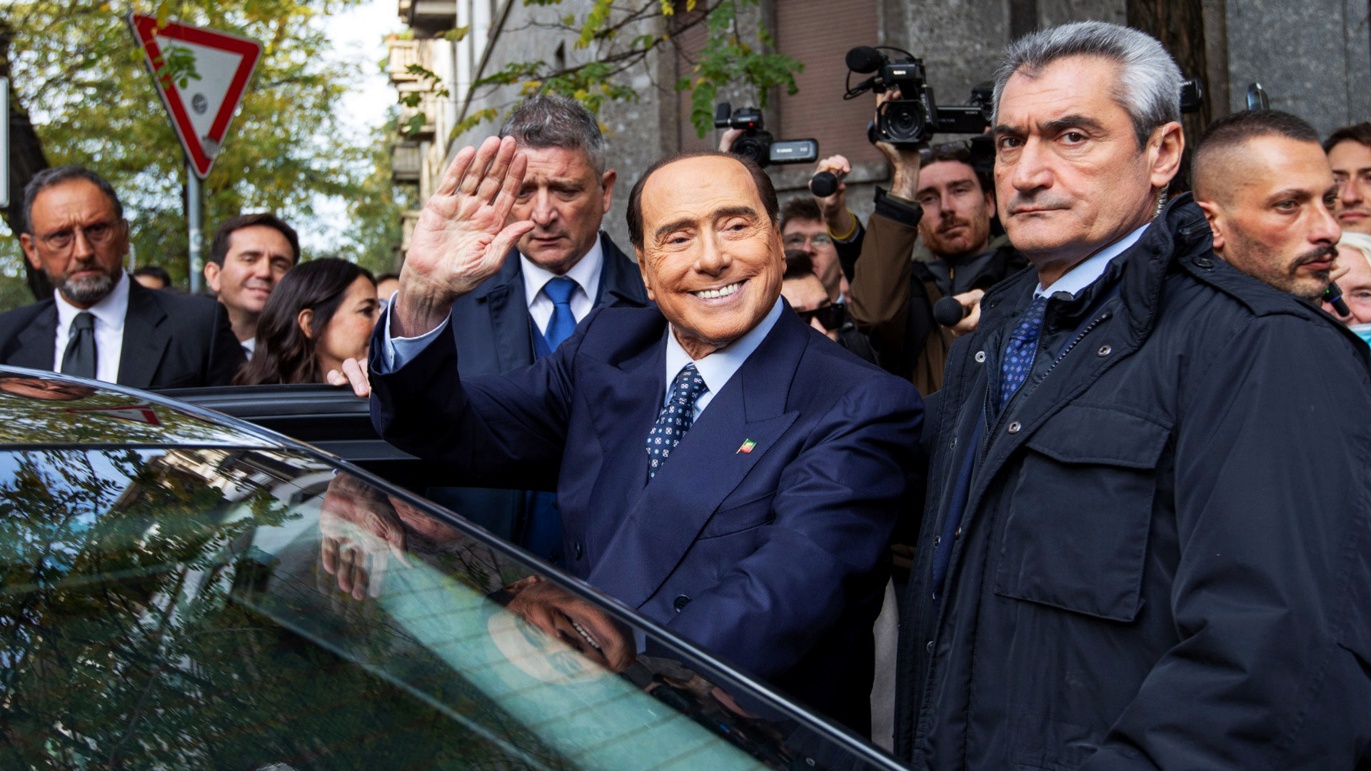 Silvio Berlusconi il difforme 1 1