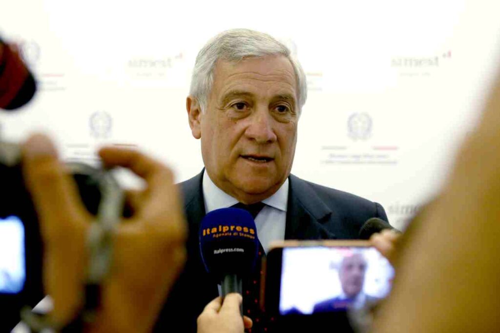 Tajani sulla Via della seta: lo sbaglio dei 5 Stelle e i ripensamenti dal Parlamento Tajani sulla Via della seta: lo sbaglio dei 5 Stelle e i ripensamenti dal Parlamento