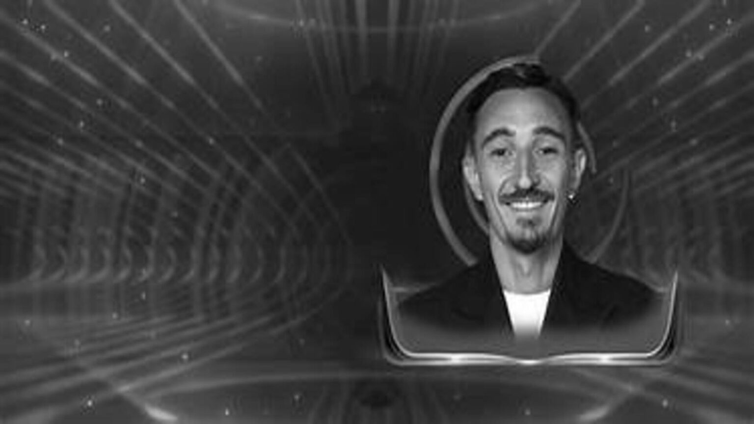 Ciro Petrone abbandona GF 1