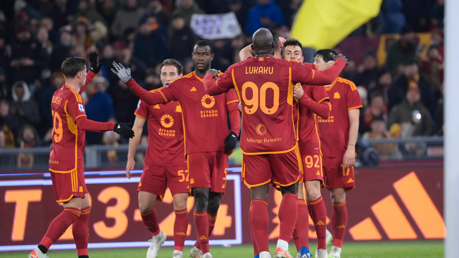 La Roma esulta