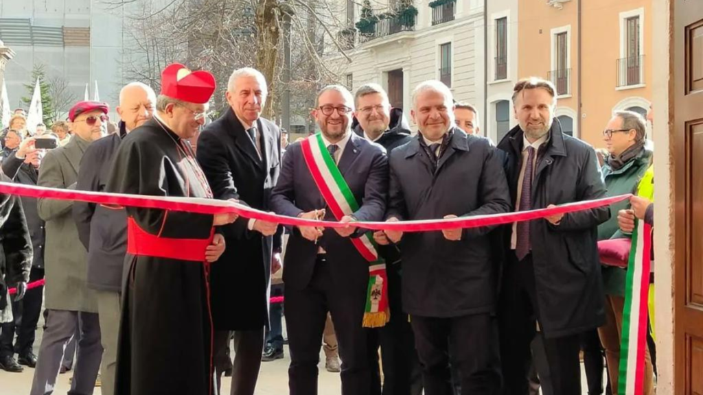 L’Aquila, riapre Palazzo Margherita dopo 14 anni dal sisma L’Aquila, riapre Palazzo Margherita dopo 14 anni dal sisma