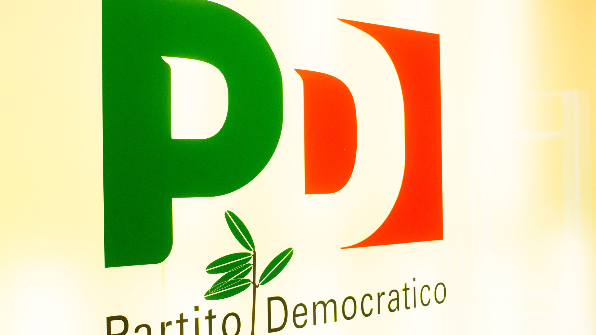 Partito democratico sale al 20,4%, Fratelli d’Italia resta stabile: cosa dicono i sondaggi politici