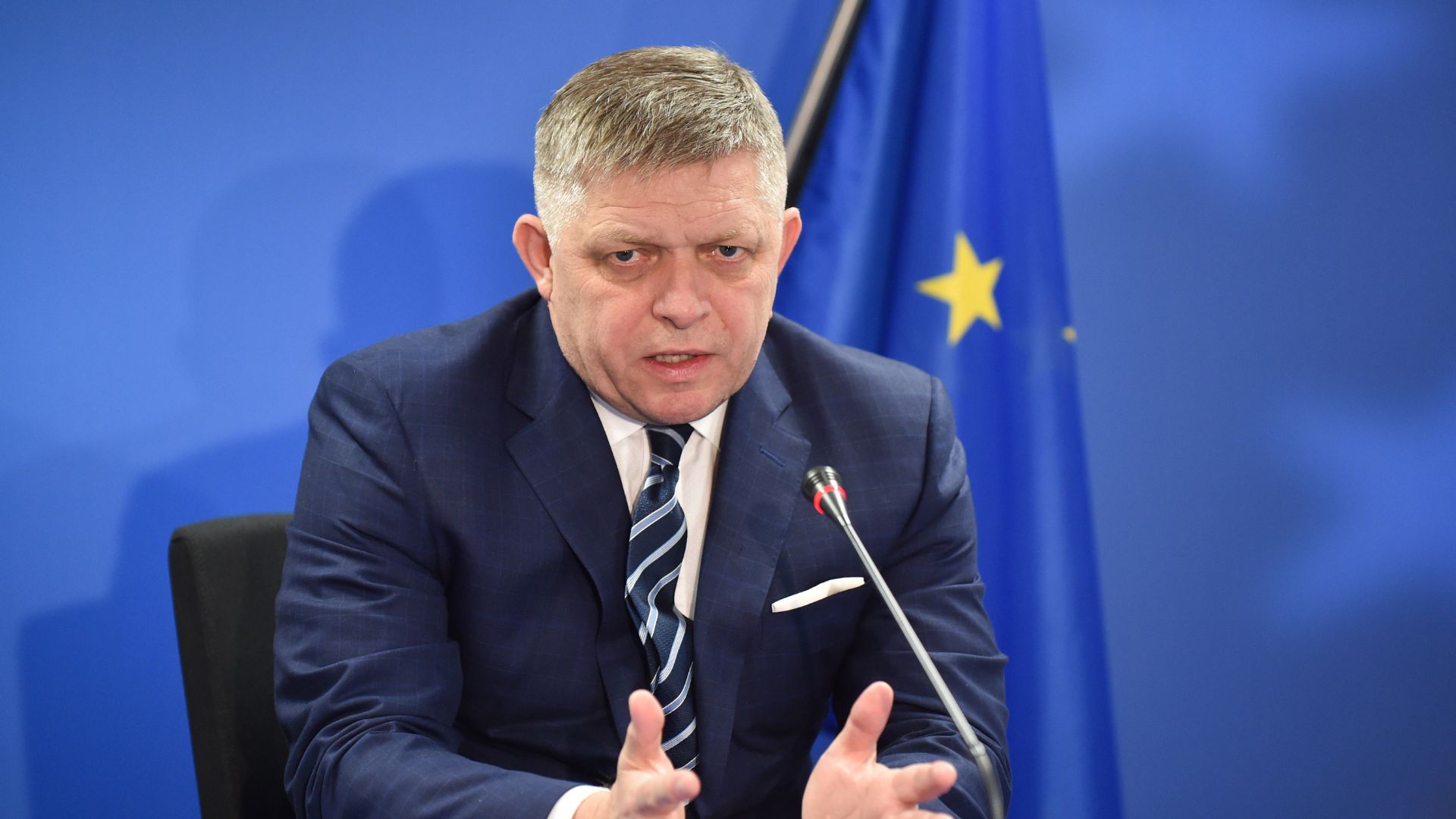 In Slovacchia il premier Fico ferito da arma da fuoco, Meloni: “Attacco alla democrazia”