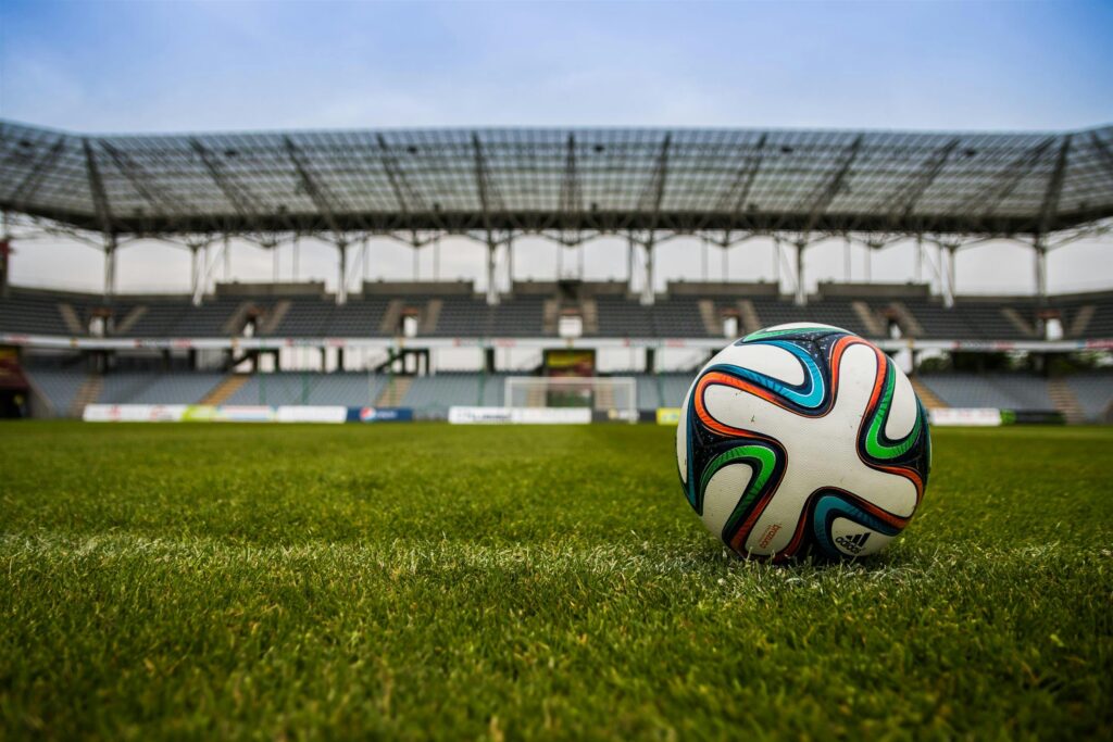 Calcio femminile e professionismo: ancora tanta strada da fare per la parità Calcio femminile e professionismo: ancora tanta strada da fare per la parità