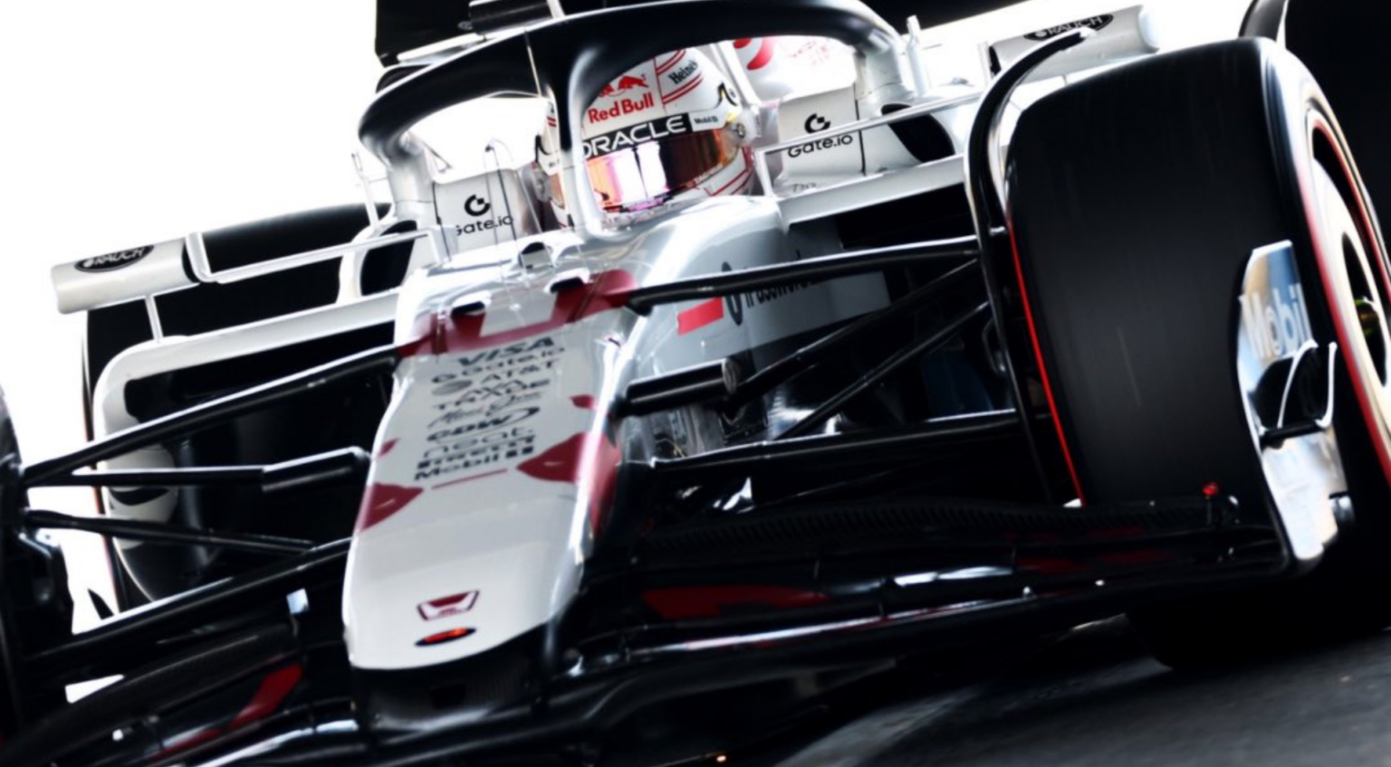 formula 1 - max verstappen si prende la pole position a suzuka