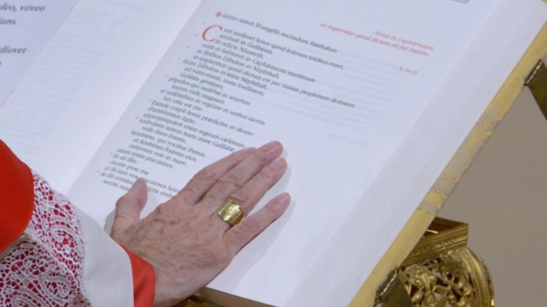 Conclave cardinali da Ildifforme.it conclave i cardinali nella cappella sistina prestano giuramento il primo è parolin