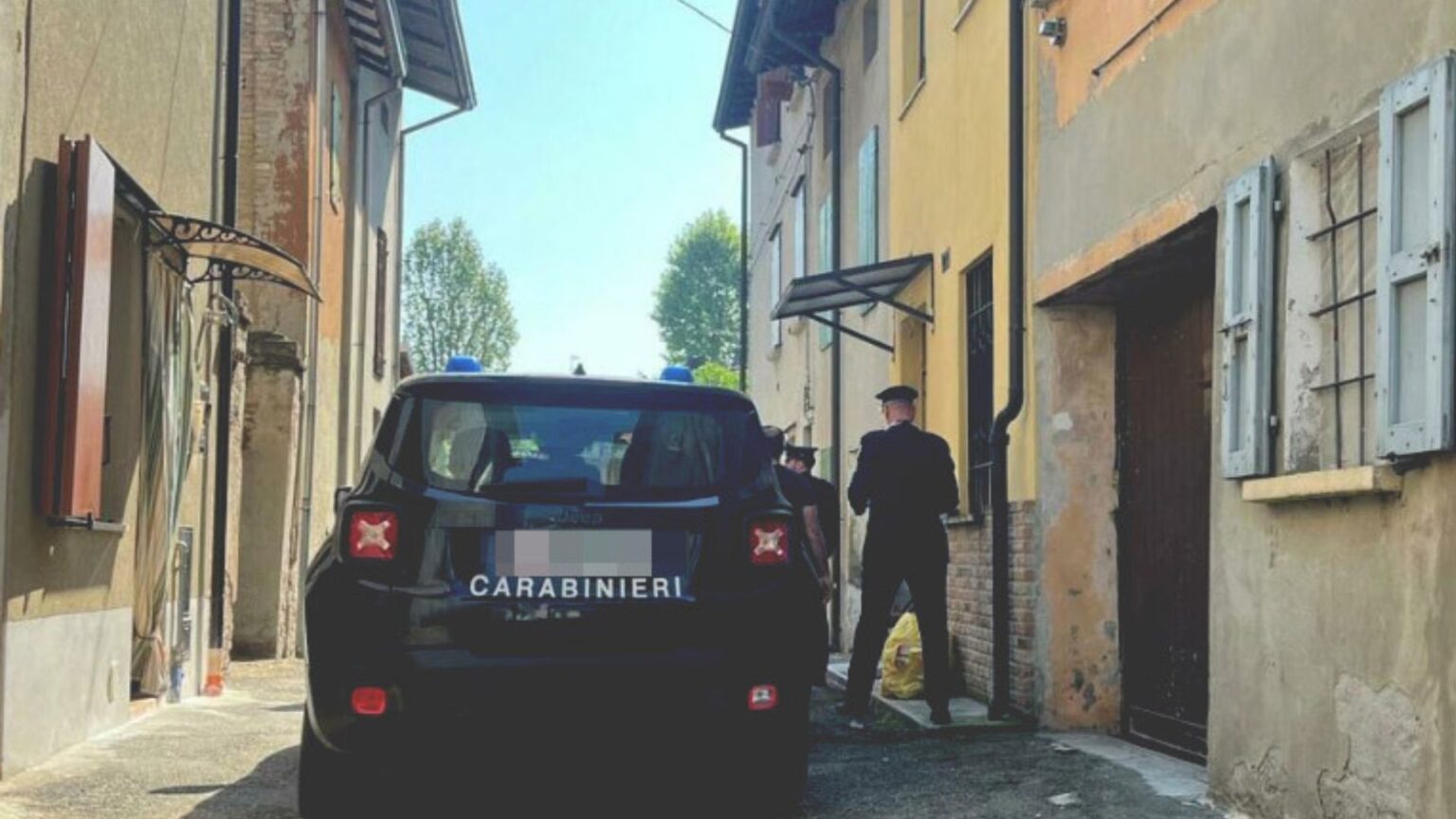 San Secondo Parmense, donna accoltellata