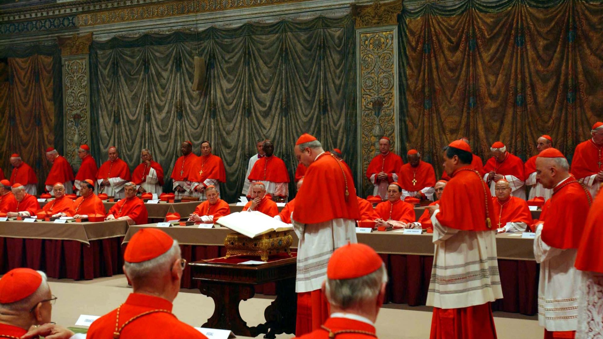 Conclave, i 133 cardinali elettori tutti a Roma. Sorteggiati gli alloggi Conclave, i 133 cardinali elettori tutti a Roma. Sorteggiati gli alloggi