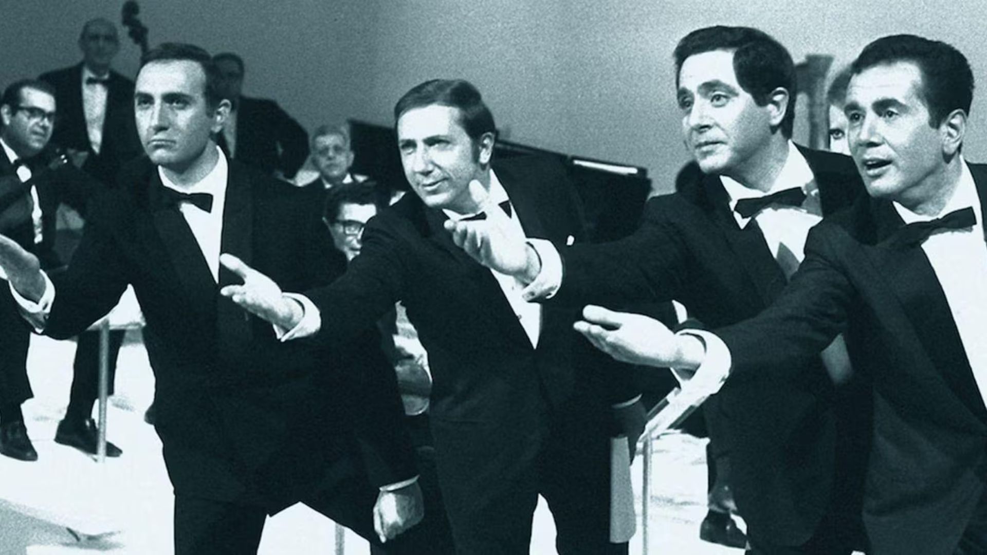 Techetechetè – A gentile richiesta in prima serata su Rai 1 Techetechetè – A gentile richiesta in prima serata su Rai 1