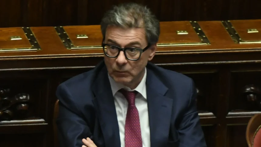 Manovra, il ministro dell'Economia Giancarlo Giorgetti