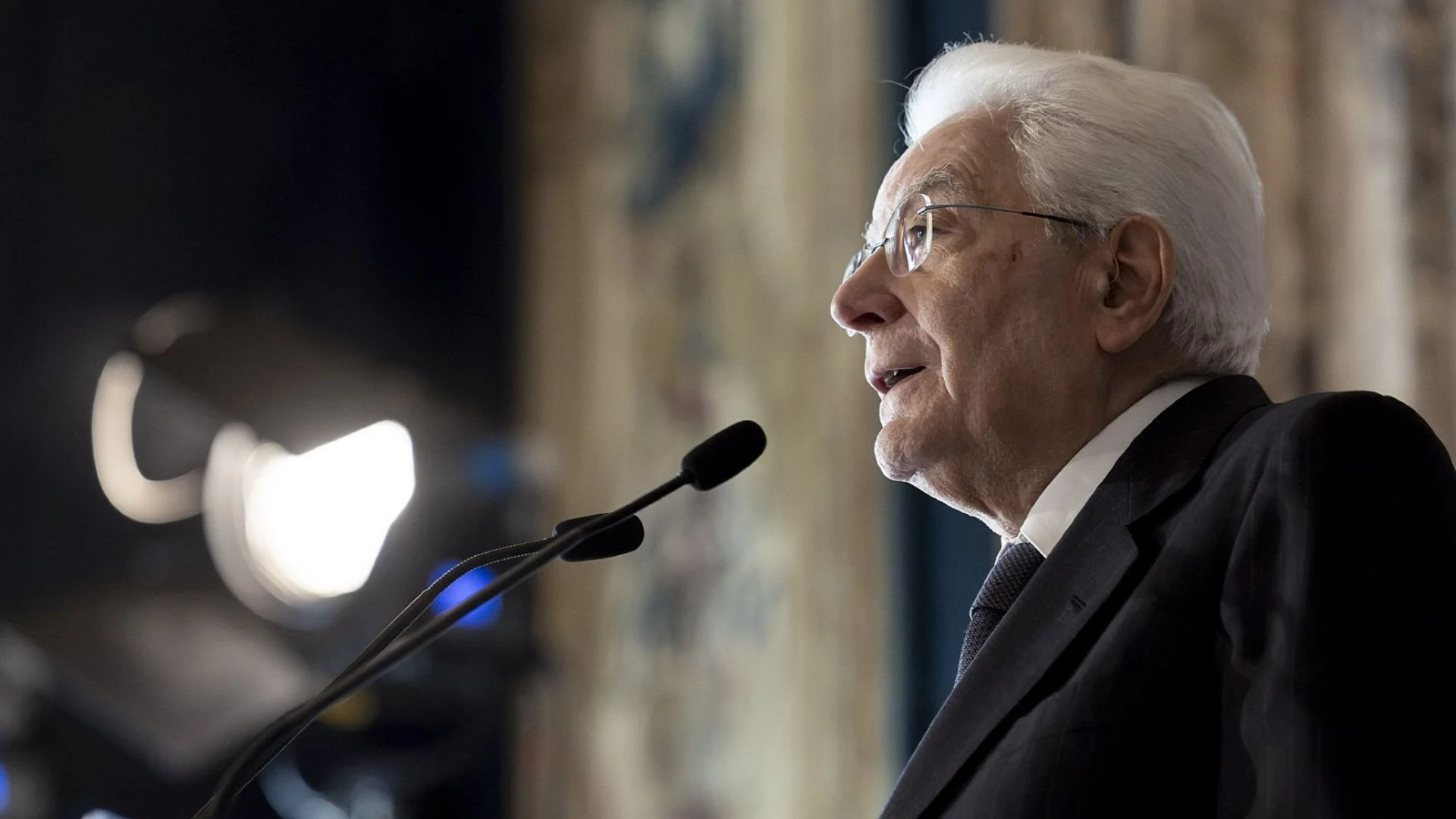 mattarella firma il decreto sicurezza fermo preventivo esteso anche ai minorenni da Ildifforme.it mattarella firma il decreto sicurezza fermo preventivo esteso anche ai minorenni